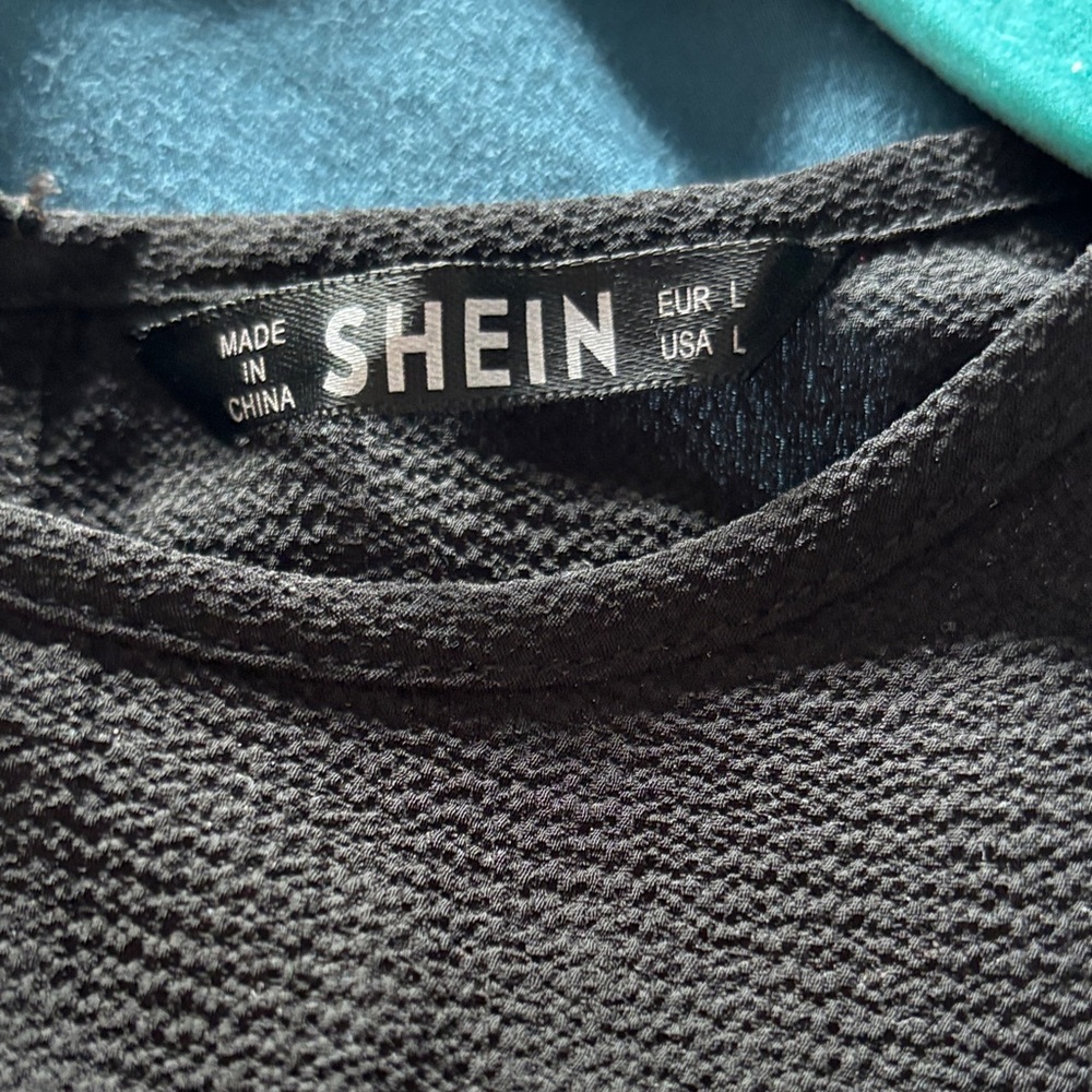 SHEIN Black Floral Embroidered Blouse - Picture 5 of 5